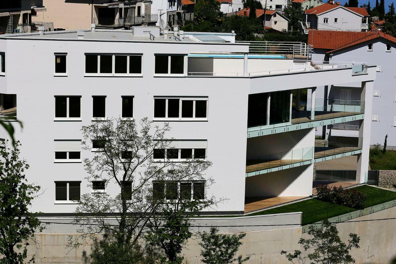 Modern Apartment Near The Sea Ičići Exterior foto