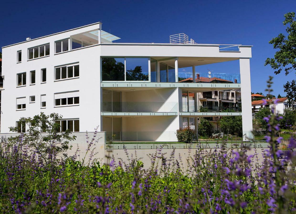 Modern Apartment Near The Sea Opatija Exterior foto