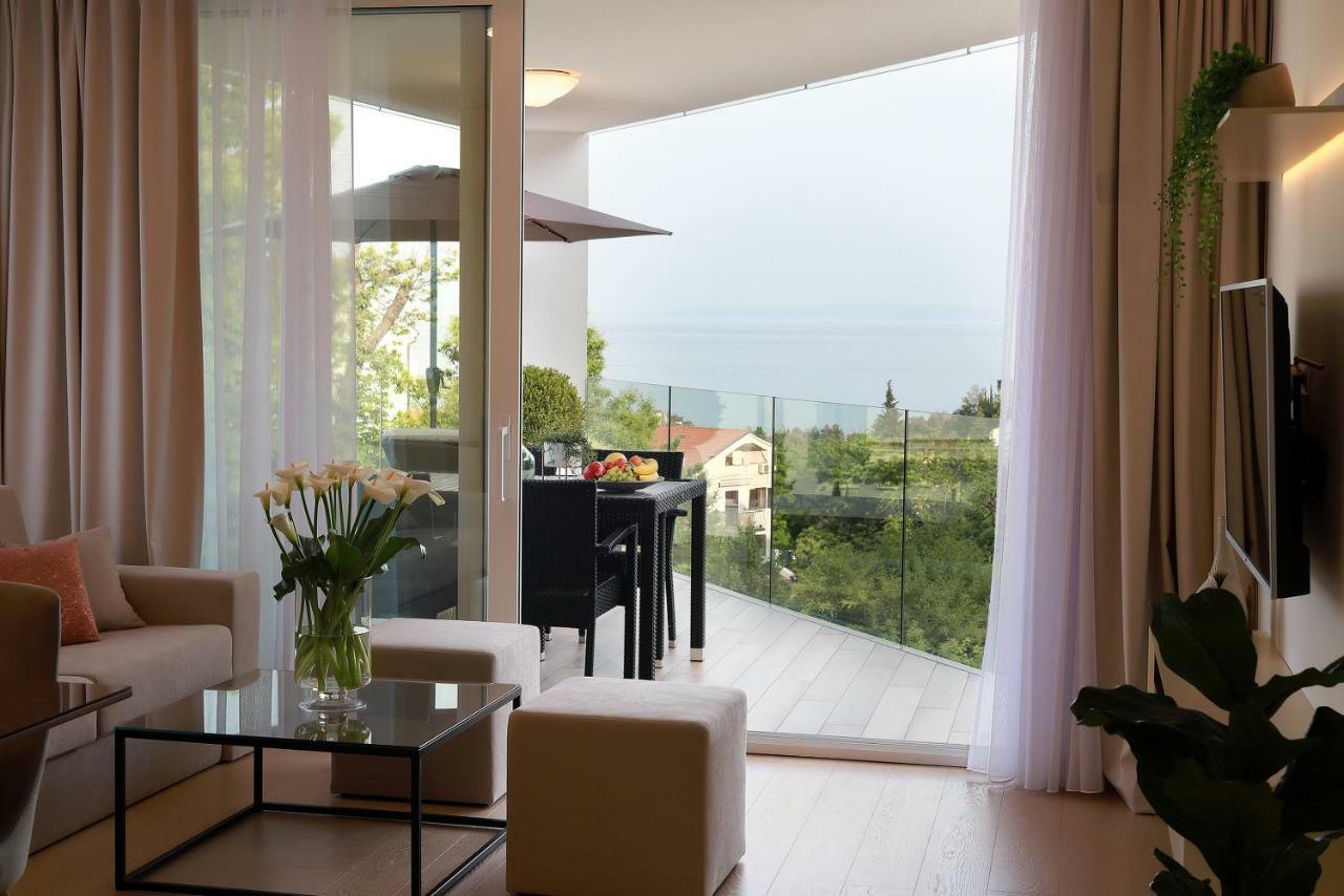 Modern Apartment Near The Sea Ičići Exterior foto